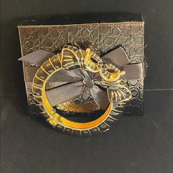 NIB Fornash Bracelet   - Picture 2 of 5